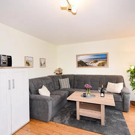 Marienburger Str 12 Apartment Groemitz